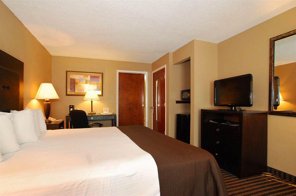 Best Western Lumberton Room photo